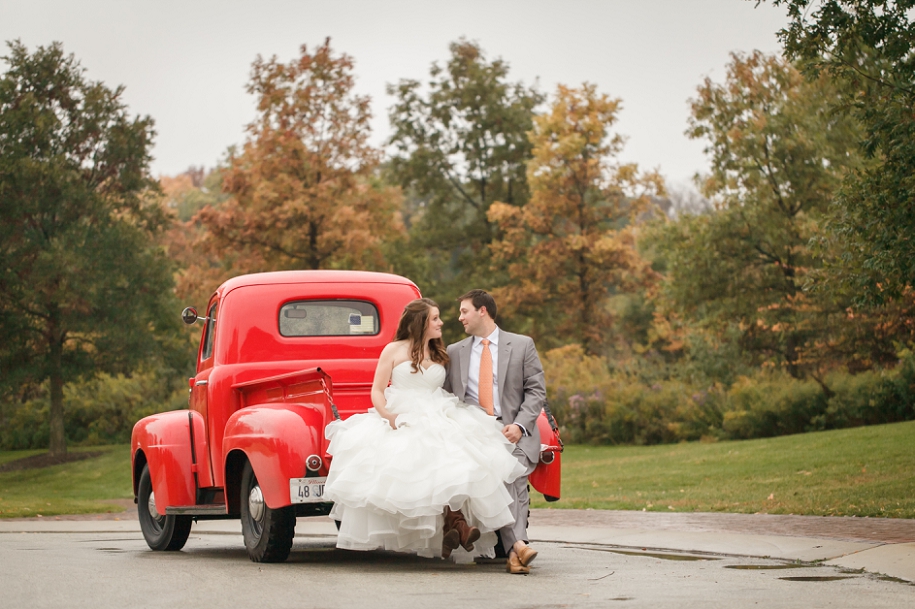 independence grove wedding