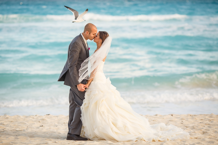 Cancun Wedding Photos Destination Wedding Photographer Ann & Kam Photography