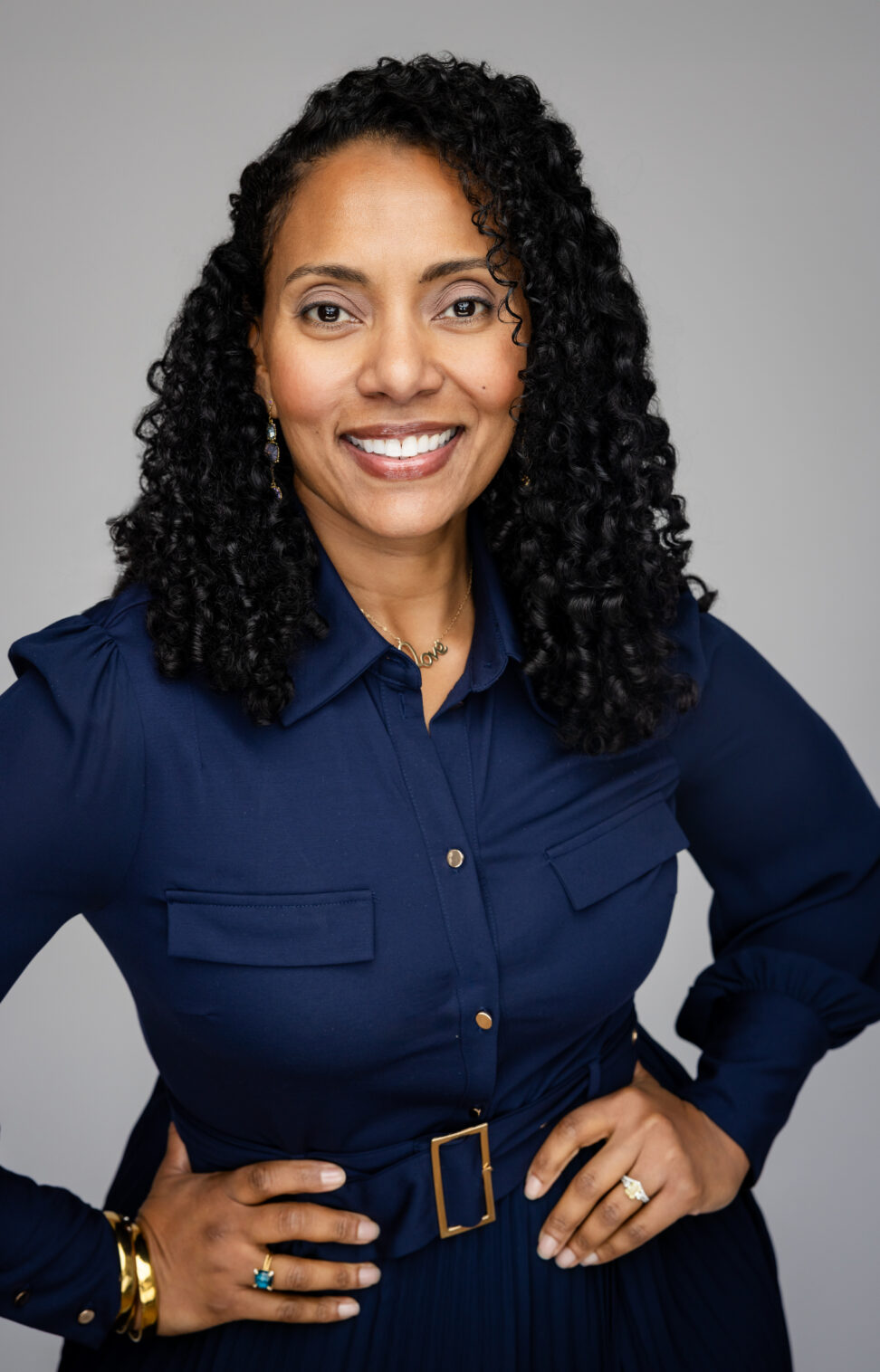 Modern lifestyle headshot photographer