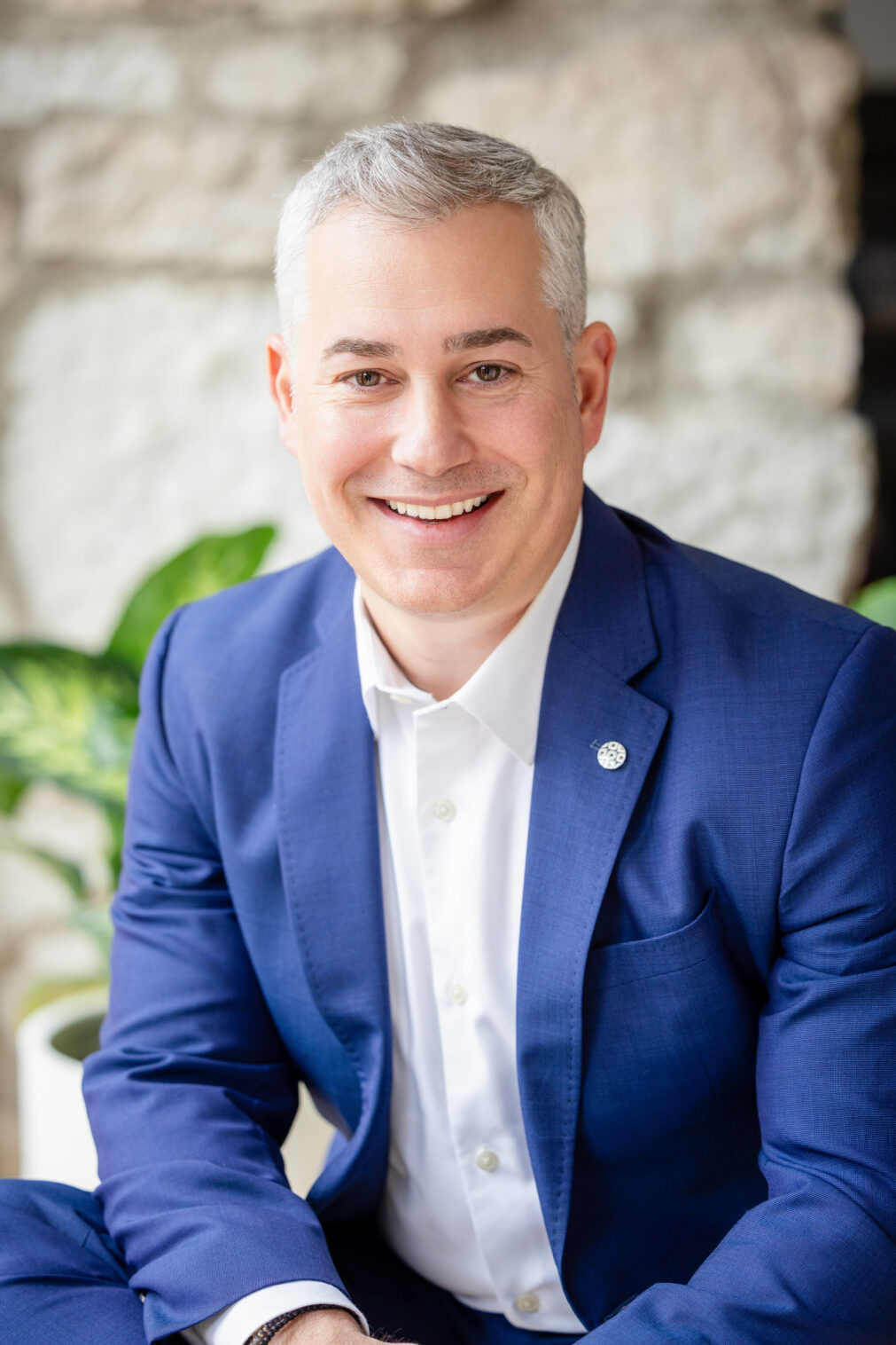 A lifestyle branding portrait created for a business professional looking to show more personality in their online presence. This image balances professionalism with warmth, making it perfect for newsletters, websites, and marketing materials.